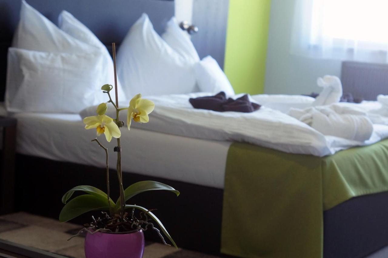 Hotel Fitromax Ajka Eksteriør bilde