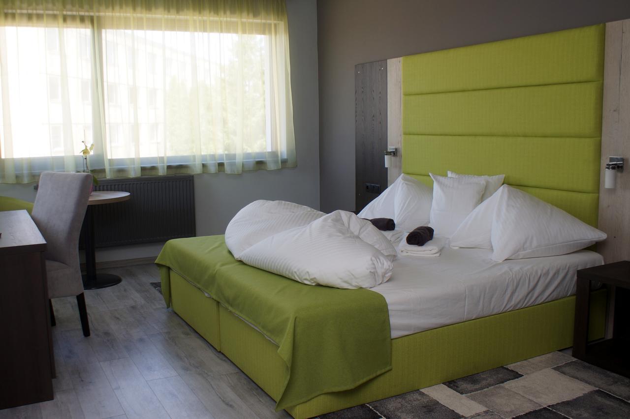 Hotel Fitromax Ajka Eksteriør bilde